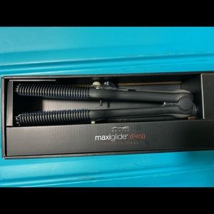 Maxi Glide Hair Straightener